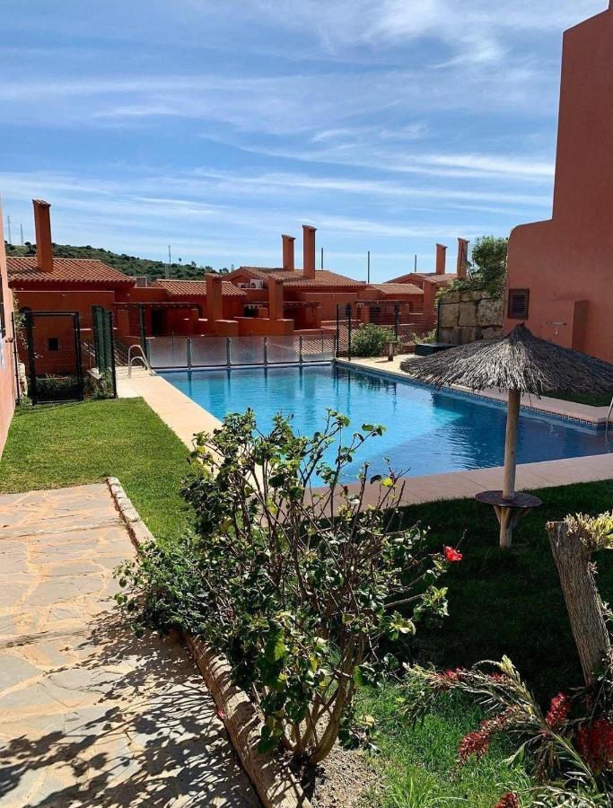 Apartamento Espacioso Muy Tranquilo Con Piscinas Y Jardines Cercano A La Playa Estepona Exteriör bild